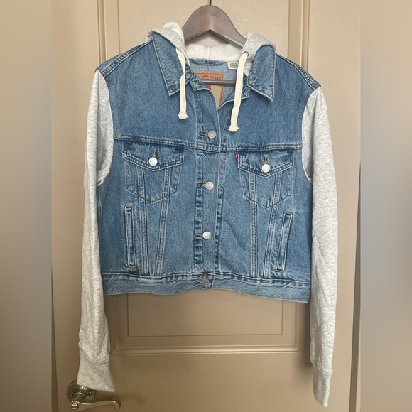 Levi’s Women’s jacket - Picture 3 of 10